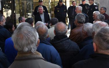 Sa ranijeg okupljanja ispred Ustavnog suda (arhiva)