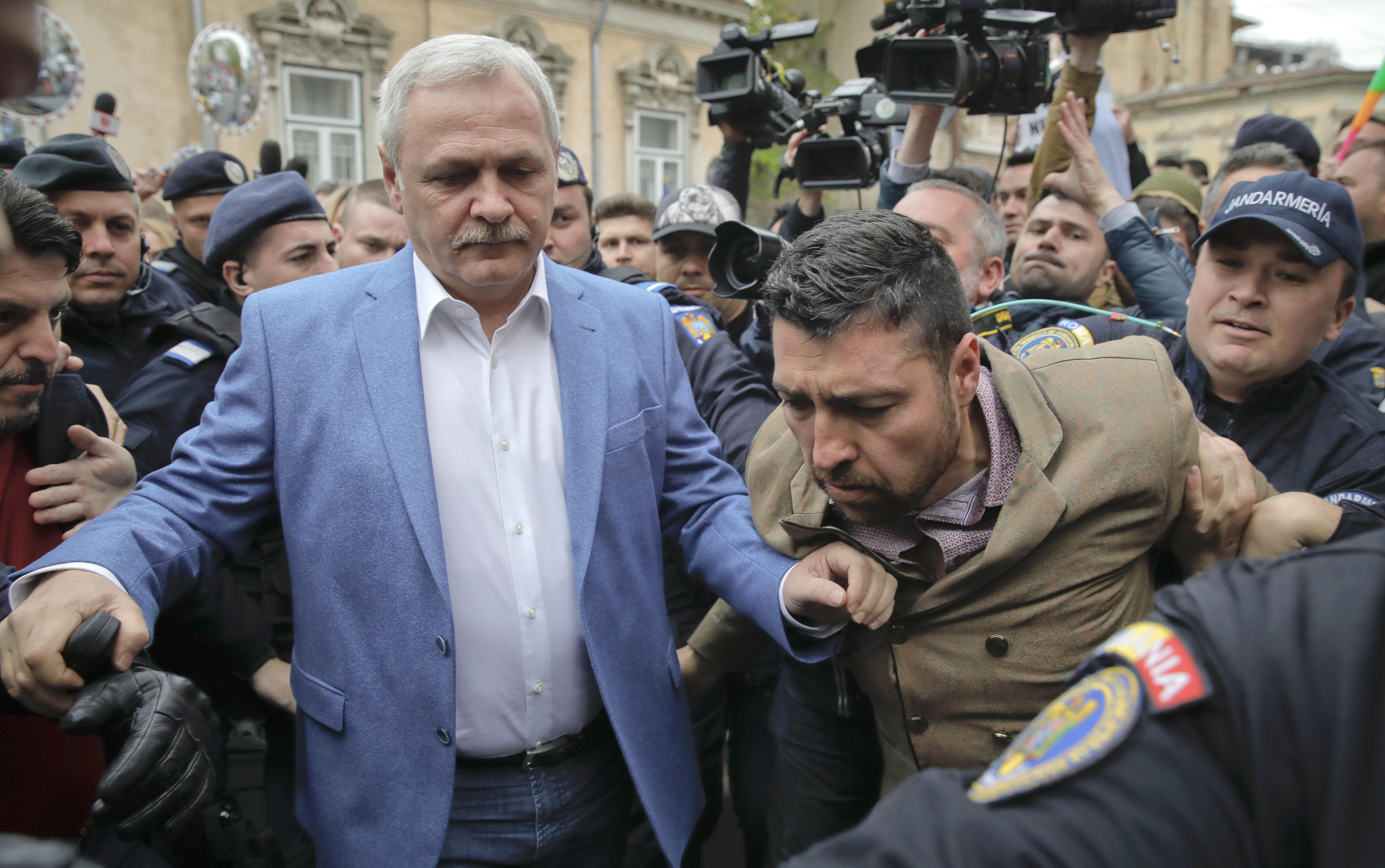 „Njegova ideologija je on sam”: Dragnea