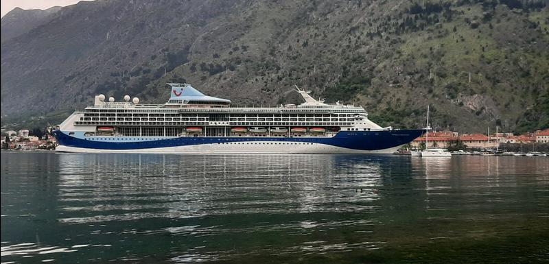 Marella Discovery u Kotoru