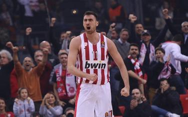 Nikola Milutinov