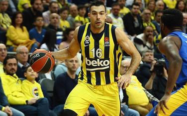 Kostas Slukas