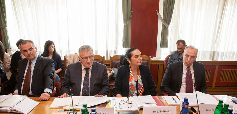 Sa Odbora za politički sistem, pravosuđe i upravu