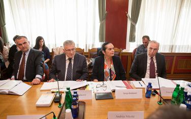 Sa Odbora za politički sistem, pravosuđe i upravu