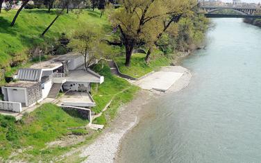 Plaža Labud