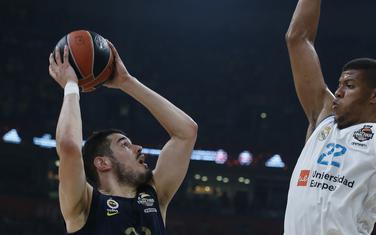 Nikola Kalinić i Valter Tavares iz Reala