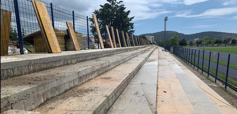 Stadion "Topolica" dobiće novu tribinu sa stolicama