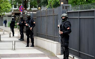 Policija tokom izricanja presude u slučaju državni udar