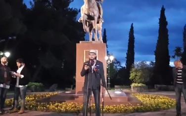 Pejović na sinoćnjem protestu pokreta "Odupri se"
