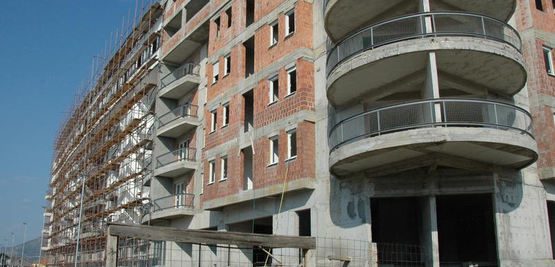 Cijena stana solidarnosti u Podgorici 674 eura po kvadratu, a u komercijalnoj prodaji 1.076 eura