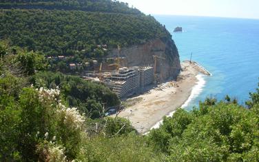 Hotel “As” u Perazića dolu