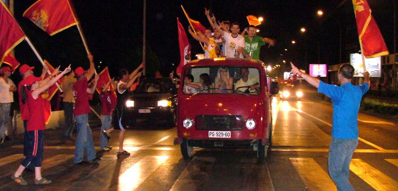 Slavlje u Podgorici nakon referenduma