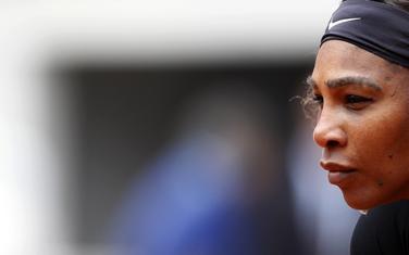 Prepustila samo pet gemova Japanki: Serena Vilijams
