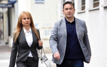 Medojević sa suprugom dolazi na suđenje