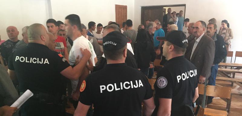 Policija se umiješala u skup
