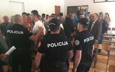 Policija se umiješala u skup