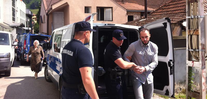 Zekića policajci dovode na suđenje