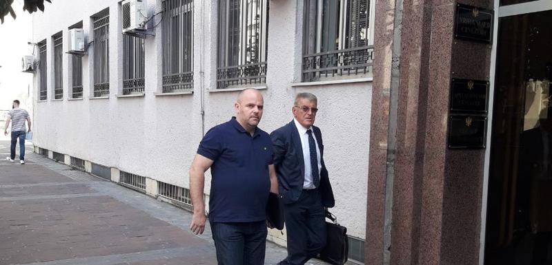 Branioci Duška Kneževića, advokati Zdravko Đukanović (lijevo) i Nemanja Jolović