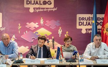 Sa današnje konferencije