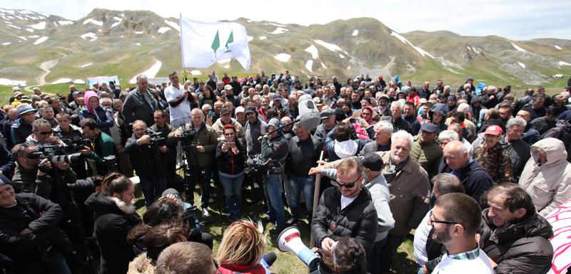 Protest na Sinjajevini