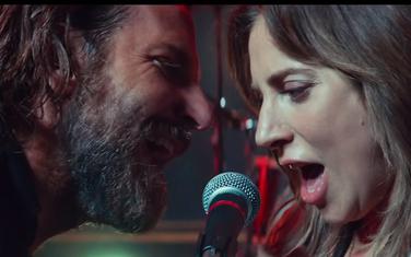 Gaga i Kuper u filmu "Zvijezda je rođena"
