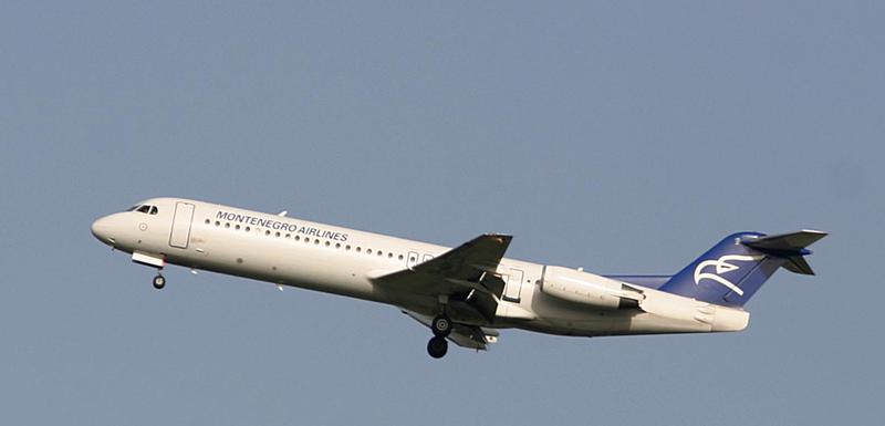 Avion Montenegro Erlajnsa (Ilustracija)