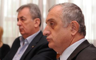 Ne treba čekati novog predsjednika: Stanišić i Bulatović
