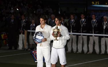 U epskom finalu Vimbldona, 6. jula 2008. godine mrak je prijao Nadalu