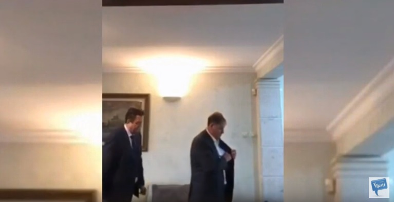Duško Knežević i Slavoljub Stijepović u aferi "Koverta"