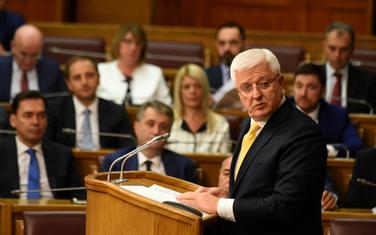 Glavna tema premijerskog sata biće finansije: Marković