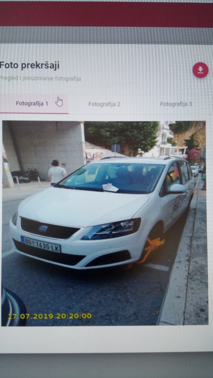 Automobil tri dana bio parkiran na Pristanu