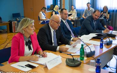 Rebalans i zbog povećanja minimalne zarade: Radunović sa pomoćnicima