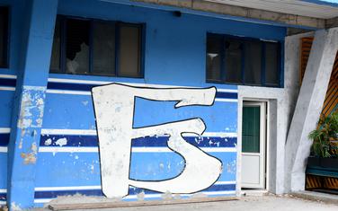 Mjesto gdje je nekad staja tabla sa grbom kluba i imenima fudbalera, učesnika NOR-a