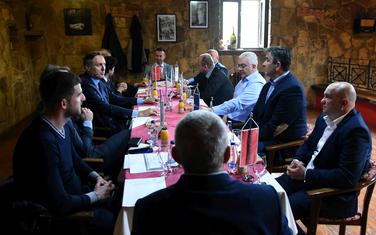 Izborno zakonodavstvo pogoršalo odnose: Sa jednog od sastanka lidera opozicije i pokreta “Odupri se”