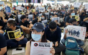 Sa aerodroma u Hongkongu