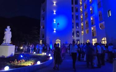 Sa otvaranja hotela "Pearl Beach"