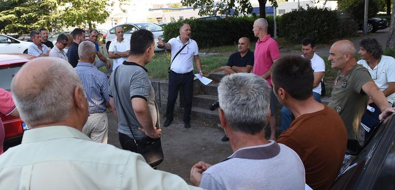Sa jučerašnjeg protesta ispred uprave “Montecarga”