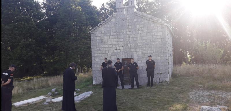 Danas ispred crkve na Ivanovim koritima
