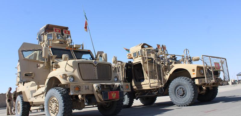 Pripadnici VCG-a koriste “Oshkosh” vozila u Avganistanu