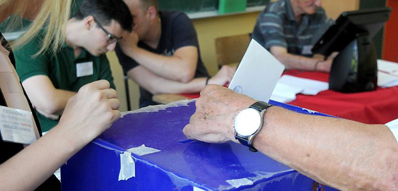 Opozicija traži objedinjavanja izbora: Sa glasanja u Podgorici