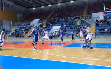 Sa meča Sloga - Mornar