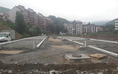 Ulica pored groblja u Mojkovcu