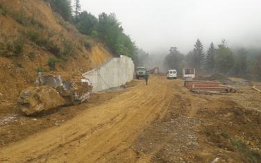 Izgradnja puta prema Žarskom