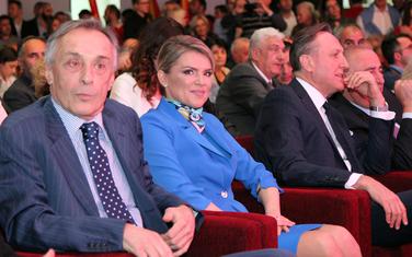 Draginja Vuksanović Stanković sa Miodragom Lekićem i partijskim kolegama