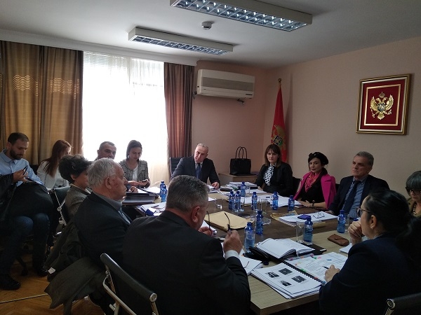 Ni tužioce Zakon ne sprečava da u istu fotelju sijedaju više od dva puta
