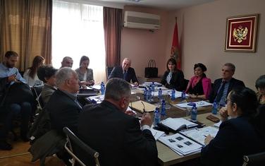 Ni tužioce Zakon ne sprečava da u istu fotelju sijedaju više od dva puta