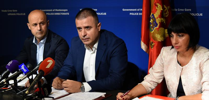 Pres Uprave policije