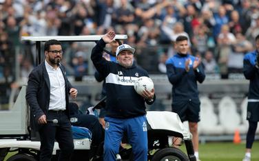 Maradona na prvom treningu