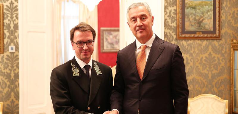 Ambasador Maslenikov i Đukanović