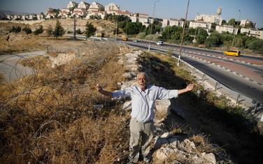 Palestinac Ali Farun na putu ka jevrejskom naselju Male Adumim na okupiranoj Zapadnoj obali