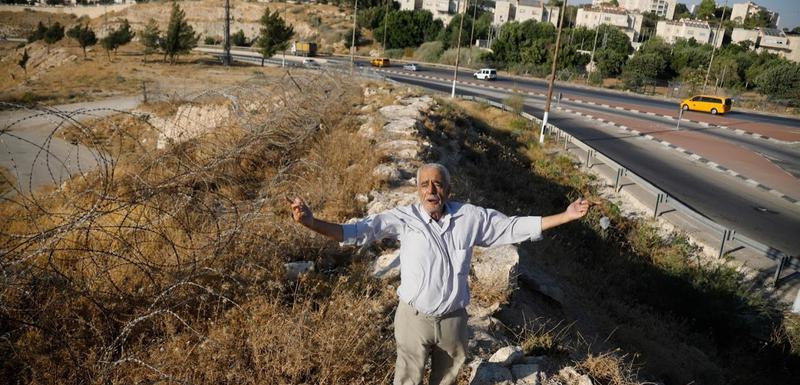 Palestinac Ali Farun na putu ka jevrejskom naselju Male Adumim na okupiranoj Zapadnoj obali